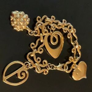 Vintage Gold Tone Heart & Pineapple Bracelette.